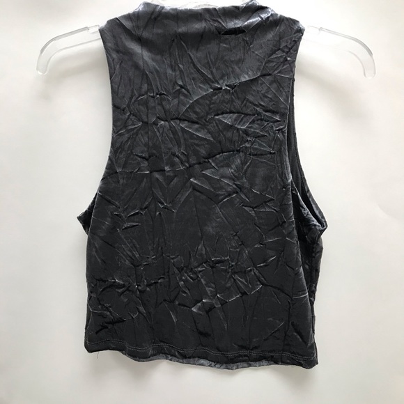 Tank - Picture 2 of 4